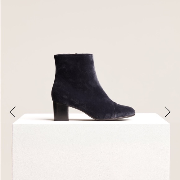 CLOSED velvet ankle booties. - Picture 2 of 8